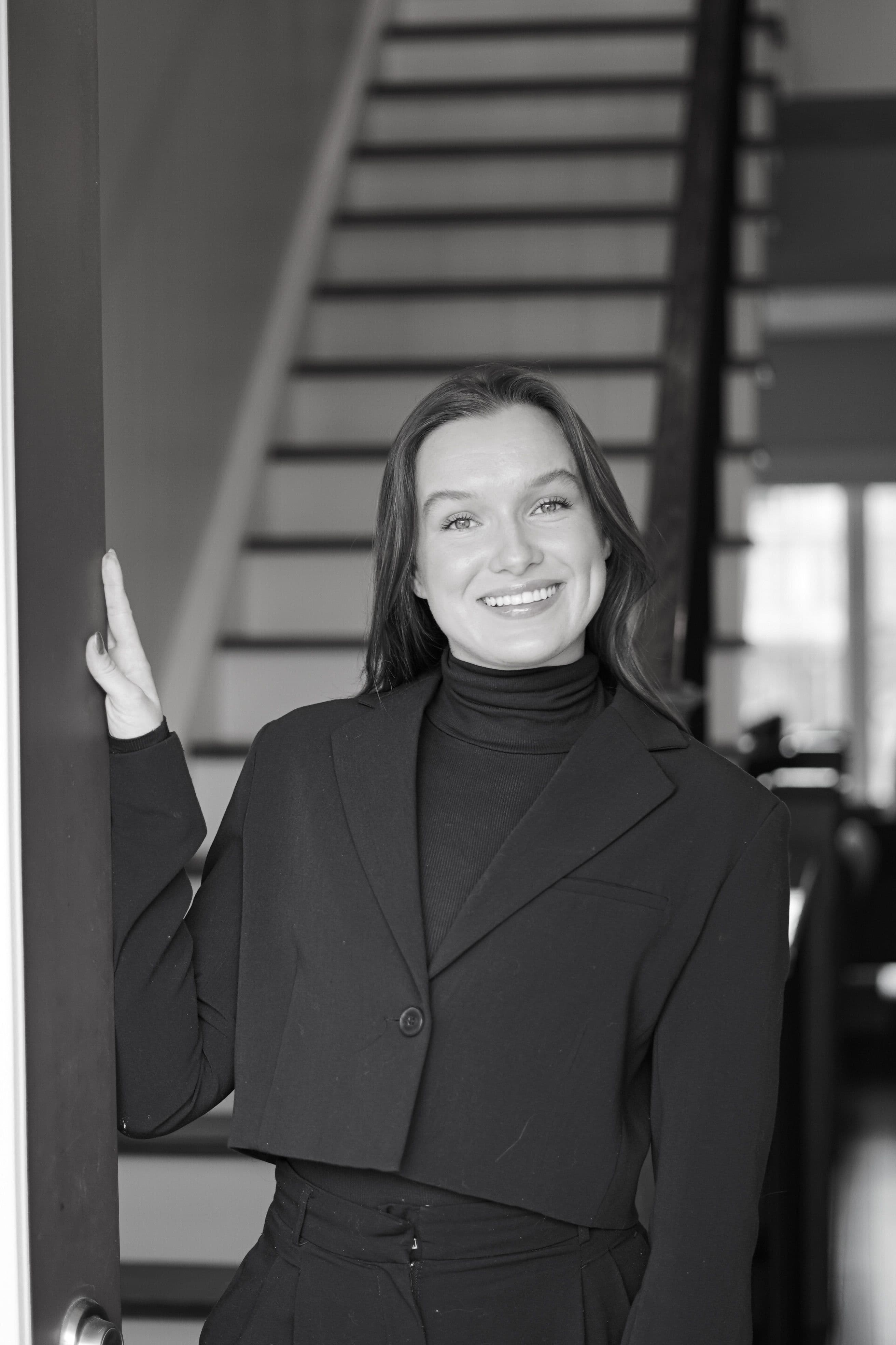 Portrait of Brianne Stibler, Engel & Völkers real estate advisor for Parry Sound and Muskoka
